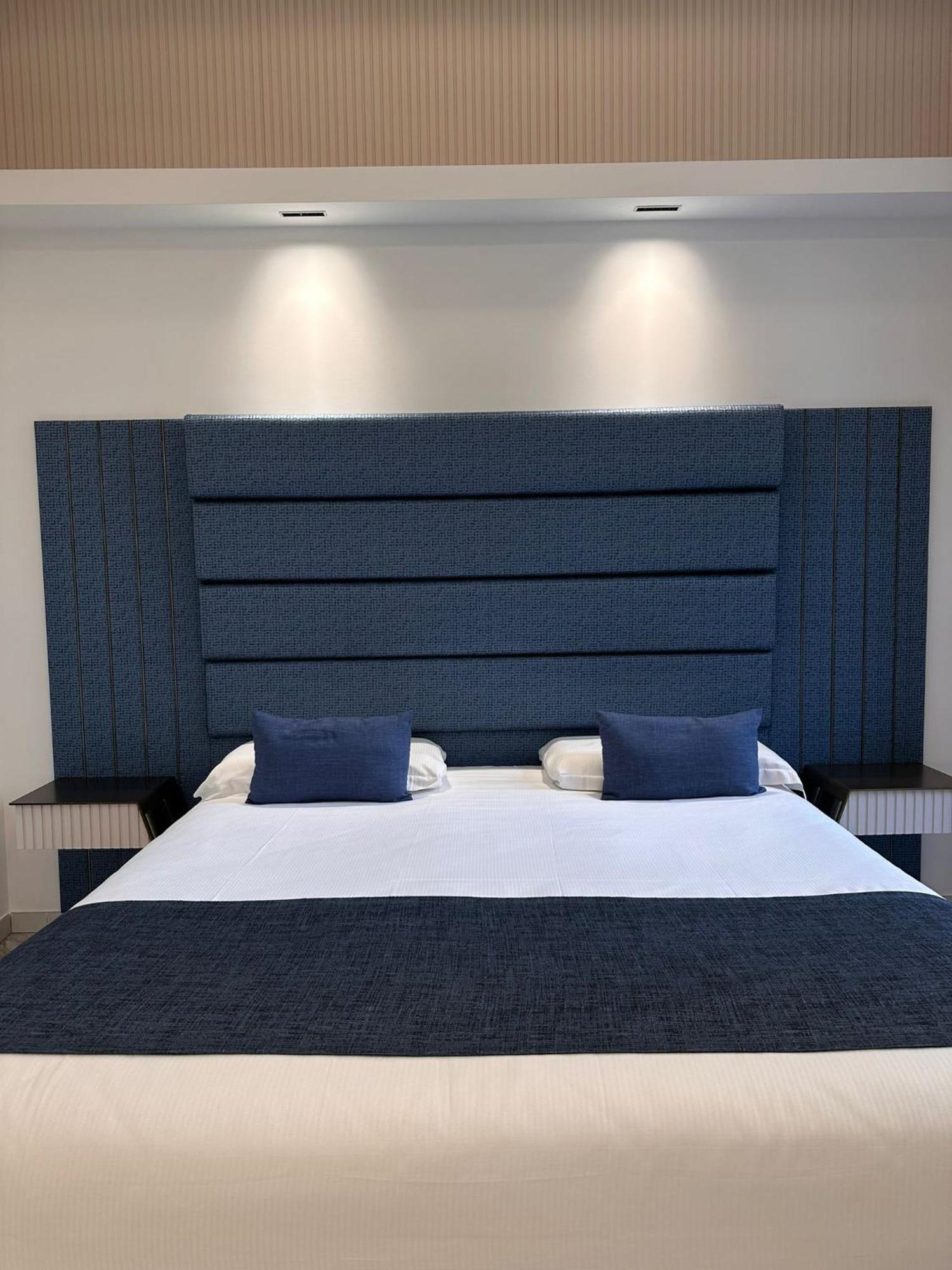 แมซอง ตริโตเน Hotel โรม ภายนอก รูปภาพ